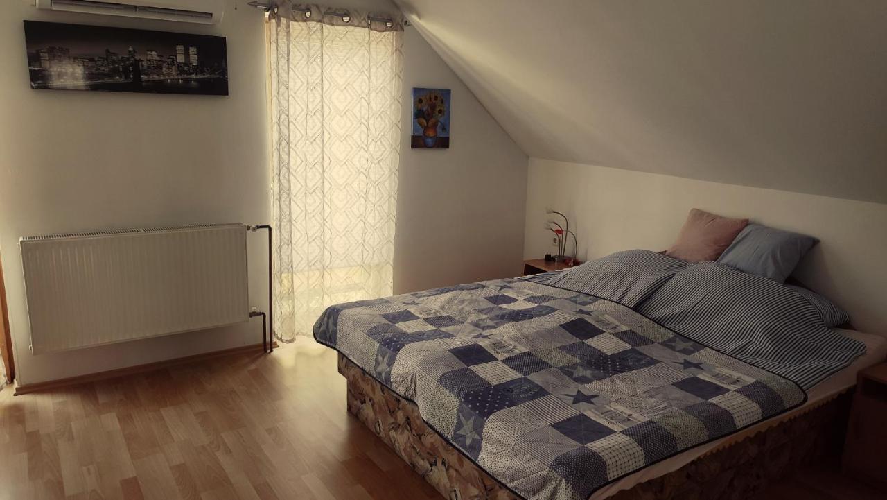 Norbi Vendeghaz Apartment Balatonszarszo Ngoại thất bức ảnh